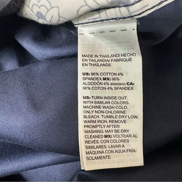 Chico’s Women's Sz 1 US 8 M No Iron Mixed Print Tunic Buttons Geometric Travel - Picture 7 of 11